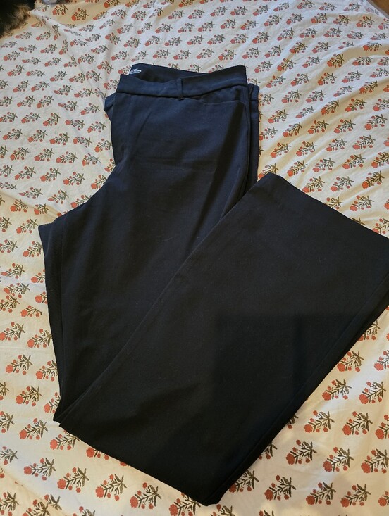 Old Navy Pants - Old Navy Women's Black Straight-Leg Pants